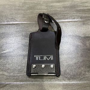 TUMI LUGGAGE TAG